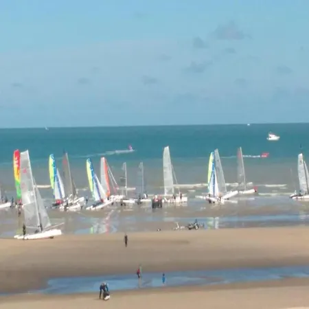 Charming Apartment Near Beach * De Panne