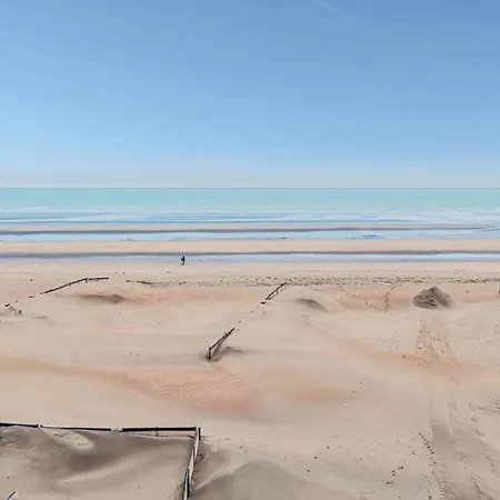 Charming Apartment Near Beach * De Panne